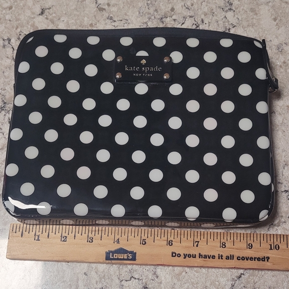 Kate Spade Black and White Polka Dot IPad Case - Picture 5 of 6